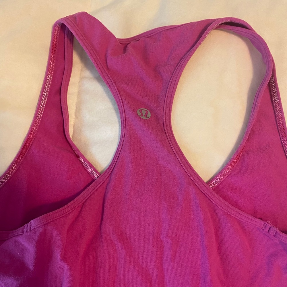 Lululemon tank top